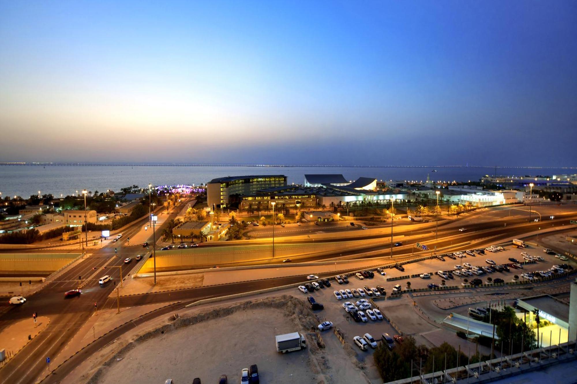 Carlton Tower Hotel Kuwait Kuwait City Exterior photo